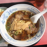 広東飯店 - チャーシュー麺