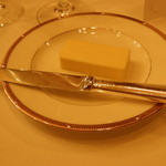 スペシャリティレストラン マルメゾン - 無塩の発酵バター