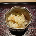 東麻布 天本 - 北寄貝の太白胡麻油和え