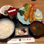 秀浜 - エビフライ定食