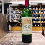 エノテカ  - 2002 シャトー ベレール / サン テミリオン 格付け 第一特別級B。シュヴァル ブラン、オーゾンヌ(格付け 第一特別級A)に挟まれた立地。
      
      