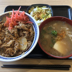吉野家 - 牛丼頭の大盛り、豚汁、漬物