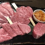 Yakiniku Teppanyaki Nakatsuru - 肉盛り