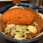 つるや - カレーそば 460円
            コロッケトッピング 120円