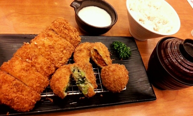 新宿さぼてん 大竹ゆめタウン店 - 玖波/とんかつ | 食べログ