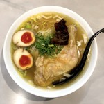 鶏王けいすけ - 鶏そば玉子入り（890円）