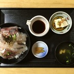 野田の元湯 - 唐津の地魚 海鮮丼定食 700円