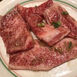 焼肉 鶯谷園 - カルビ900円