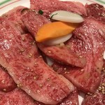 焼肉 鶯谷園 - 特上カルビ1600円