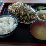 朝日ドライブイン - レバー炒め定食