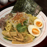 エビスKEN - エビカラジョニス 麺アップ