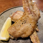 やきとり 嶋家 - 手羽先。