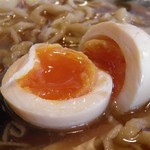 麺屋久兵衛  - 煮玉子