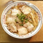 豚正餃子 - チャーシュー麺　700円