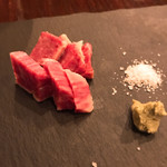 肉のながおか - 宮崎牛サガリの刺身