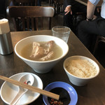 松記鶏飯 - 