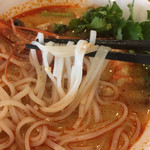 タイ料理レストランライタイ - トム・ヤム・クン・ラーメン