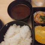 庖丁一本 - ご飯と赤だし