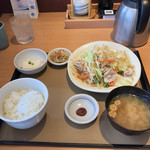 やよい軒 - 肉野菜炒め定食（690円）