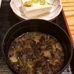 和食れすとらん天狗 - 冷奴・味噌汁