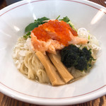拉麺 イチバノナカ - サーモンとイクラの山葵和えSOBA