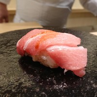 鮨 なんば 日比谷 - 大トロ