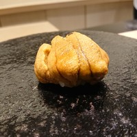 鮨 なんば 日比谷 - 黒ウニ