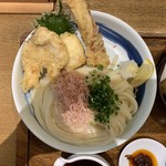 讃岐うどん　志成 - 