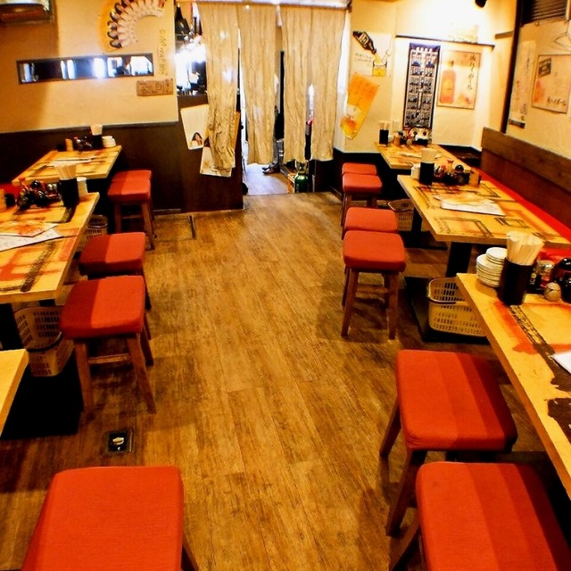 座席 : 博多ガラクタ屋台 （ガラクタ） - 国分寺/居酒屋 | 食べログ