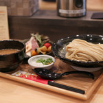 Menya Saisakizaka - 鶏と魚介と香味野菜の濃厚つけ麺☆