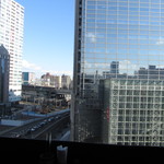 米沢牛焼肉 仔虎 - 運良く窓際の席に通されました