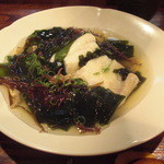 和や　てらさわ - ふのりや若芽の下には昆布の上に横たわった愛魚女。