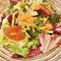 愛知の朝採れ野菜と無農薬野菜　たっぷりサラダ！