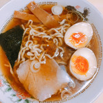 春木屋 - 中華そば 850円/味付玉子 100円