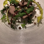 フランス料理 ル・クール - フォア ド ヴォーの燻製 豆のサラダ