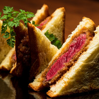 特選ヒレのブリオッシュカツサンド　２切れから