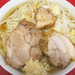 ラーメン二郎 - ラーメン小＋ニンニク