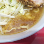 ラーメン二郎 - スープ