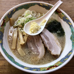 特麺コツ一丁ラーメン - ラーメン 麺半分アブラ多め 700円 ニンニクあり 