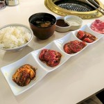 Sumibiyakiniku Kuguru - 