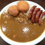 CoCo壱番屋 - ソーセージカレー･3辛･ライス500g＋クリームコロッケ(1,140円)