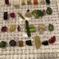 銀座 シェ・トモ - 自然農法の野菜逹  盛り合わせ