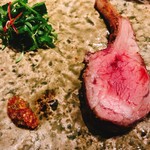 茶禅華 - 羊。うーん、羊苦手なのでやっぱり最高峰中華店でも匂いが気になります