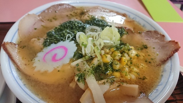 金ちゃんラーメン 南陽店 宮内 ラーメン 食べログ