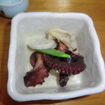 活魚料理一徳 - 小鉢の蛸　柔らかくて美味しい
