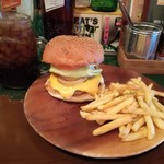 ザ★ゴールデンハンバーガーズ - クラシックゴールデンチーズバーガーセット