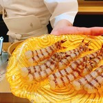 くすのき - 車海老。背中に切れ込みが入っています。美しいです。