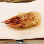 くすのき - エビの頭。やはり丁寧な下処理で頭の部分も柔らかいです