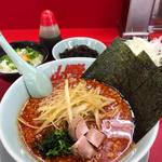 ラーメン山岡家 - 辛味噌ラーメン（激辛）（背脂に変更）＋限定ネギ＋黒ばら海苔＋TKG