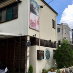 草木果 - お店すぐ近くに駐車場あり